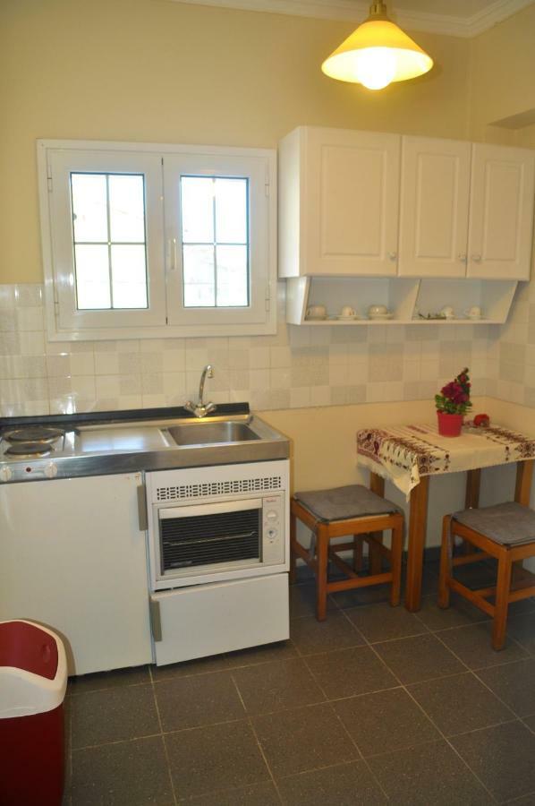 Holiday Studio Apartments Yannis On Agios Gordios Beach In Corfu Exteriér fotografie